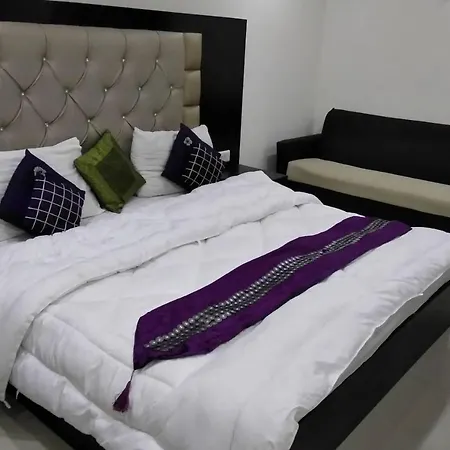 Hotel Vishesh Continental